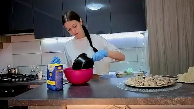 Snapshot of Pisypussy chatting on 11/26/25, 04:08 Pisypussy online show from 11/26/25, 04:08