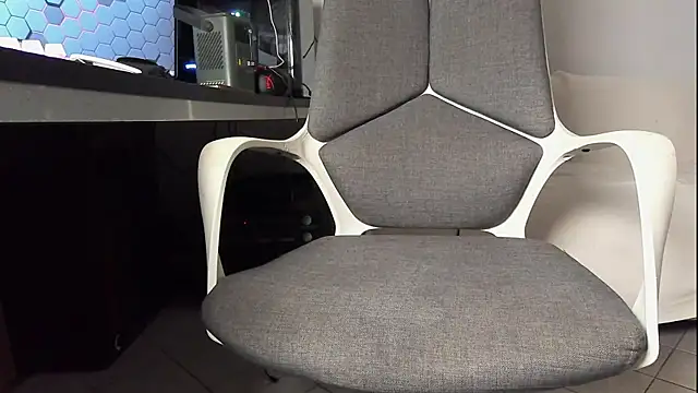 DiositoHerus online show from 04/17/26, 01:36