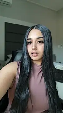 LilMisIndianx online show from 04/29/26, 05:44