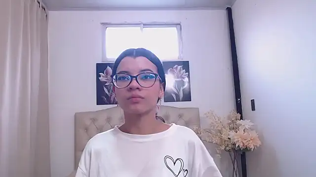 pinky f00x online show from 09/10/25, 08:53