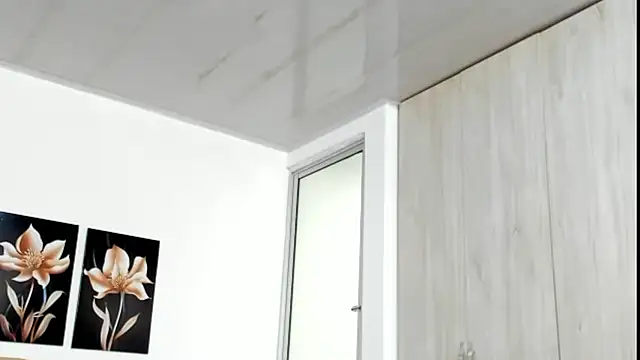 pinky f00x online show from 05/27/26, 07:22