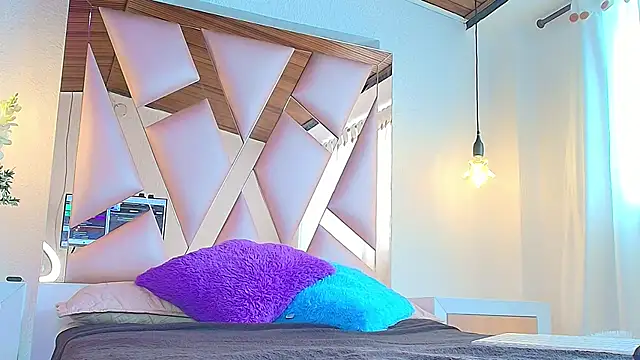 Snapshot of Victoria_Thompson1 chatting on 09/16/25, 06:09 Victoria Thompson1 online show from 09/16/25, 06:09