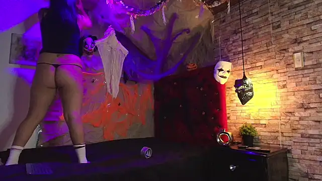 Snapshot of Victoria_Thompson1 chatting on 10/24/25, 08:49 Victoria Thompson1 online show from 10/24/25, 08:49