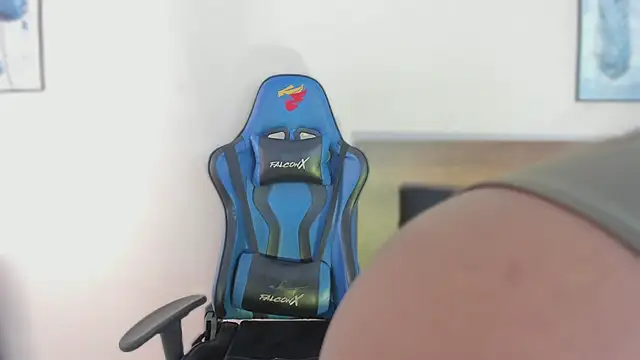 Niicol Jenner online show from 02/12/26, 04:51