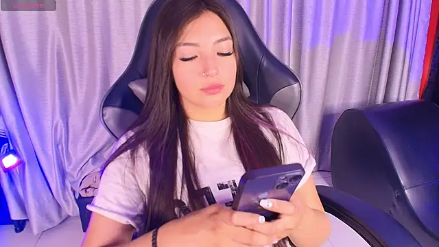 Adaara Rey online show from 10/15/25, 08:53