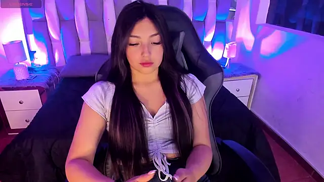 Adaara Rey online show from 10/21/25, 08:20