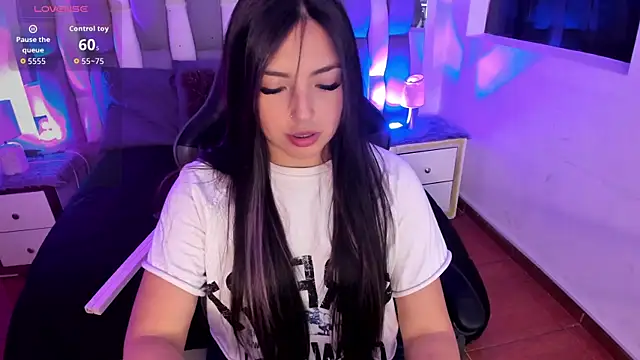 Adaara Rey online show from 10/27/25, 08:02