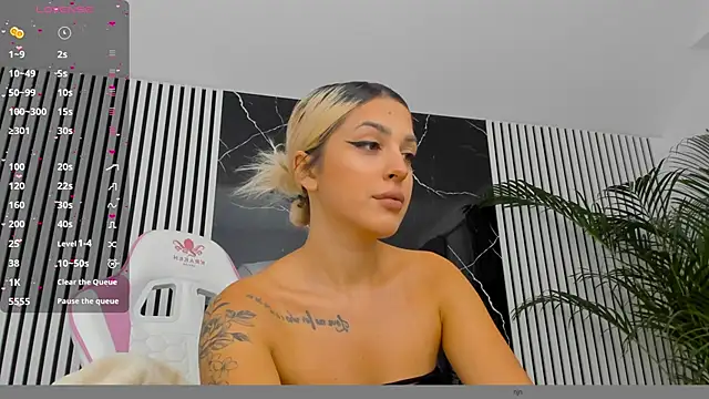 daisyblushh online show from 10/03/25, 07:00