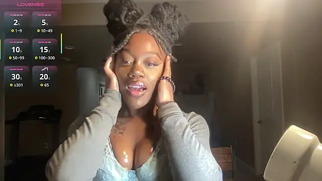 maskedgirl5005 online show from 10/04/25, 08:40