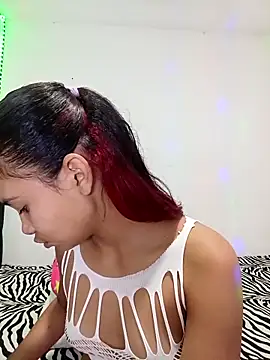 liz7skinny online show from 04/04/26, 08:06