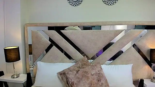 ximena vasquez8 online show from 02/03/26, 03:15