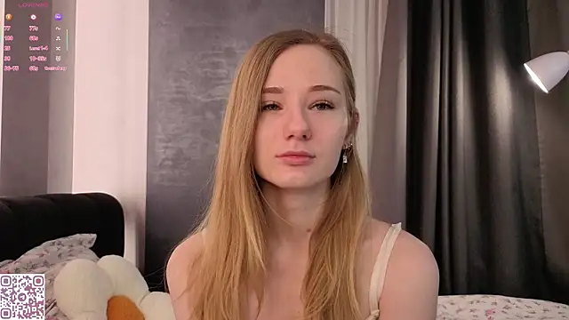 ElvinaRose online show from 12/19/25, 02:18