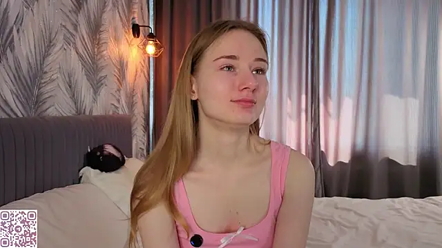 ElvinaRose online show from 05/19/26, 07:15