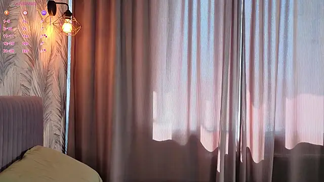 ElvinaRose online show from 07/15/26, 07:02