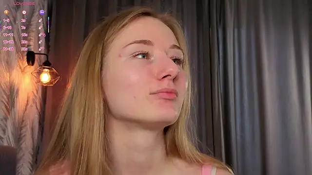 ElvinaRose online show from 07/17/26, 10:22