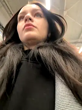 Snapshot of Cum_girlss chatting on 09/25/25, 03:43 Cum girlss online show from 09/25/25, 03:43