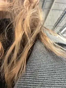 Snapshot of Cum_girlss chatting on 10/16/25, 05:52 Cum girlss online show from 10/16/25, 05:52