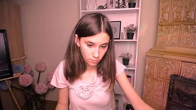 Snapshot of RosaRay_ chatting on 07/14/26, 06:40 RosaRay online show from 07/14/26, 06:40
