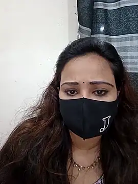 Snapshot of Mow_955 chatting on 10/06/25, 07:11 Mow 955 online show from 10/06/25, 07:11