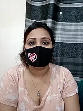 Snapshot of Mow_955 chatting on 10/24/25, 06:59 Mow 955 online show from 10/24/25, 06:59