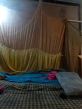 Snapshot of Babhi_Love chatting on 09/18/25, 08:33 Babhi Love online show from 09/18/25, 08:33