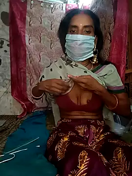 Snapshot of Babhi_Love chatting on 09/24/25, 07:06 Babhi Love online show from 09/24/25, 07:06