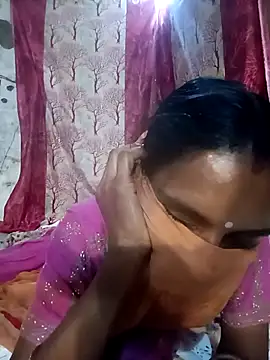 Snapshot of Babhi_Love chatting on 10/01/25, 05:52 Babhi Love online show from 10/01/25, 05:52