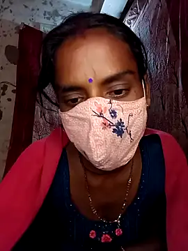 Snapshot of Babhi_Love chatting on 11/21/25, 04:16 Babhi Love online show from 11/21/25, 04:16