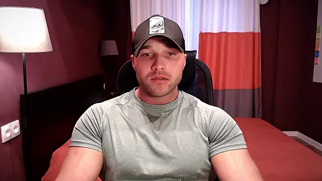 Snapshot of RikAdlerr chatting on 10/04/25, 10:02 RikAdlerr online show from 10/04/25, 10:02