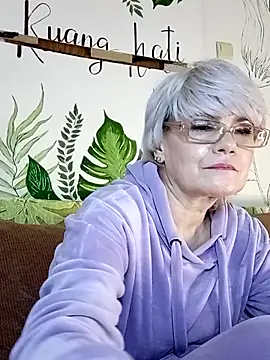 Catty Lady online show from 02/03/26, 07:30