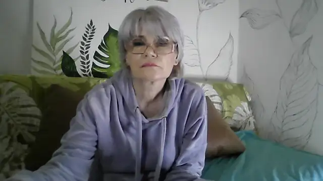 Catty Lady online show from 02/08/26, 07:28