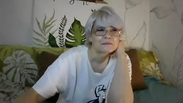 Catty Lady online show from 02/12/26, 07:31