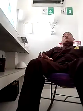 Snapshot of SOY0119DIEGO chatting on 09/28/25, 02:00 SOY0119DIEGO online show from 09/28/25, 02:00