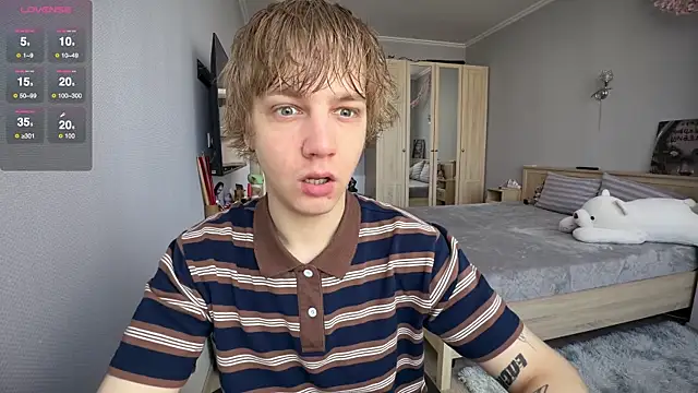 Snapshot of olivertasty chatting on 07/19/26, 11:47 olivertasty online show from 07/19/26, 11:47