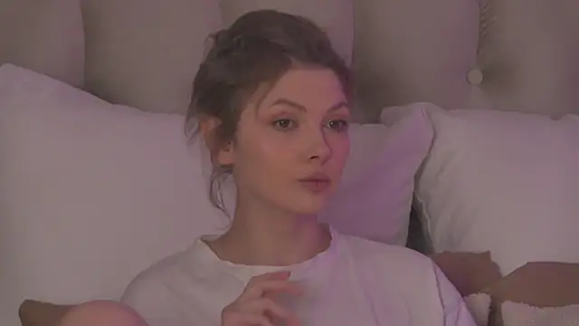 miamunn online show from 04/18/26, 09:04