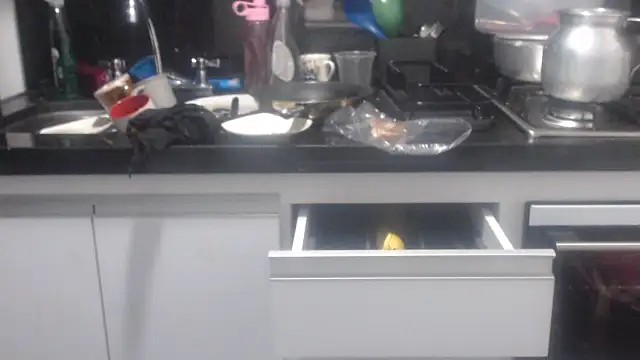 sabrina v  online show from 04/04/26, 04:00