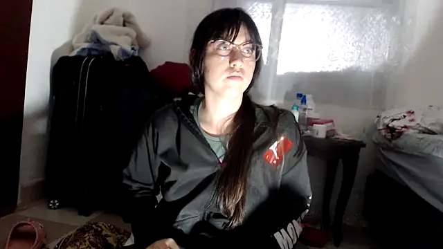 lareinalareinadelanal online show from 09/23/25, 11:13