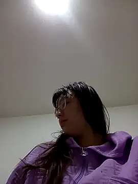 lareinalareinadelanal online show from 10/02/25, 01:18