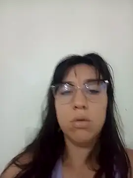 lareinalareinadelanal online show from 10/14/25, 11:11