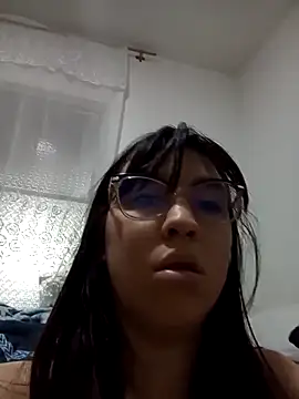 lareinalareinadelanal online show from 10/22/25, 01:33