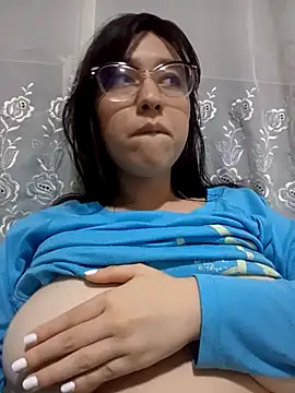 lareinalareinadelanal online show from 11/02/25, 01:30