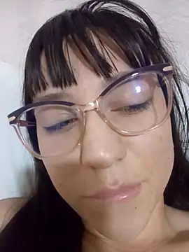 lareinalareinadelanal online show from 12/21/25, 11:50