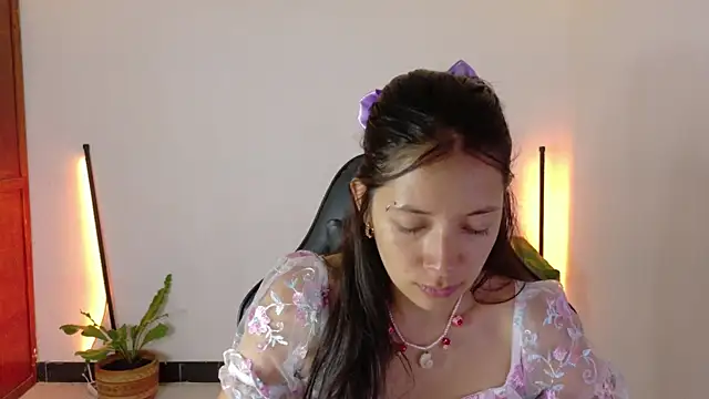 Snapshot of Sarasavage chatting on 01/08/26, 12:07 Sarasavage online show from 01/08/26, 12:07