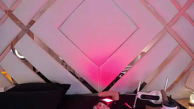 Mariee rosee online show from 10/19/25, 03:07