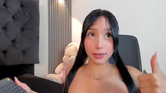 Dulce Maay online show from 11/07/25, 03:28