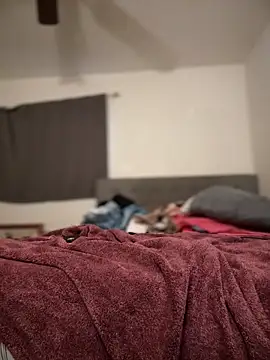 Snapshot of himNIGuys chatting on 09/25/25, 06:44 himNIGuys online show from 09/25/25, 06:44