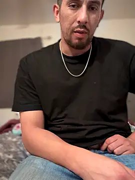 Snapshot of himNIGuys chatting on 10/13/25, 12:10 himNIGuys online show from 10/13/25, 12:10