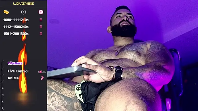 Max-prada online show from 05/29/26, 02:42