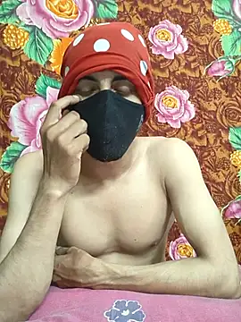 Seducing couple online show from 10/14/25, 05:36