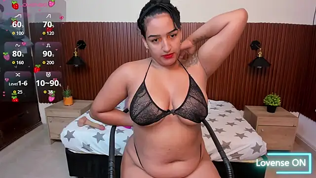 Snapshot of ElectraRose_ chatting on 10/24/25, 11:50 ElectraRose online show from 10/24/25, 11:50